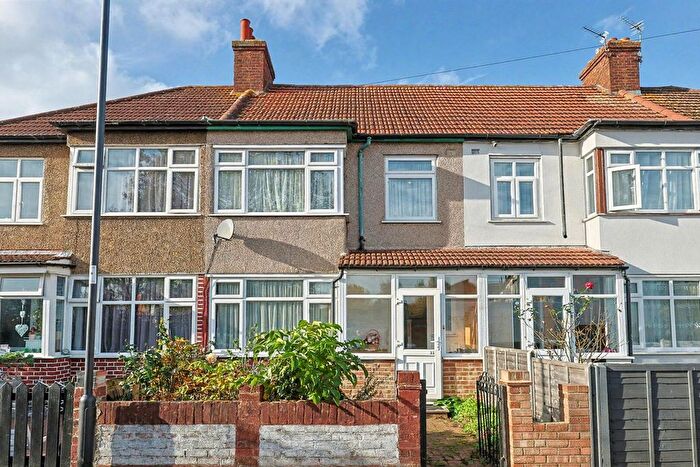 3 Bedroom Property For Sale In St. Andrew's Road, Edmonton, N9