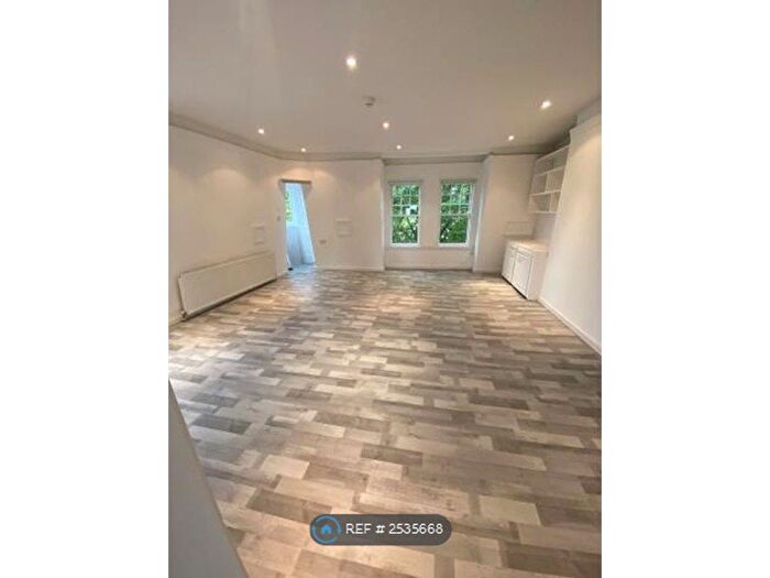 1 Bedroom Flat To Rent In Rosslyn Hill, London, NW3