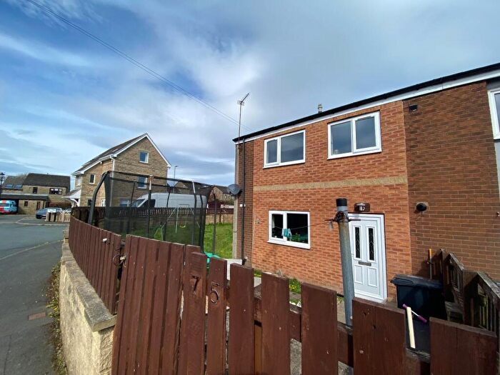 3 Bedroom Terraced House To Rent In Fall Spring Gardens, Holywell Green, Halifax, HX4