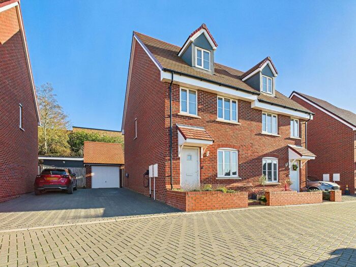 3 Bedroom Semi-Detached House For Sale In Sawbridgeworth, CM21