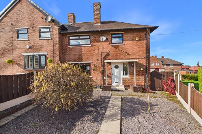 3 Bedroom Semi Detached House For Sale In East Glade Avenue, Frecheville., S12