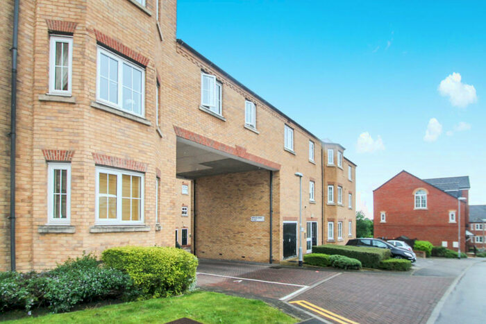 2 Bedroom Apartment To Rent In Broadlands Place, Pudsey, Leeds, LS28