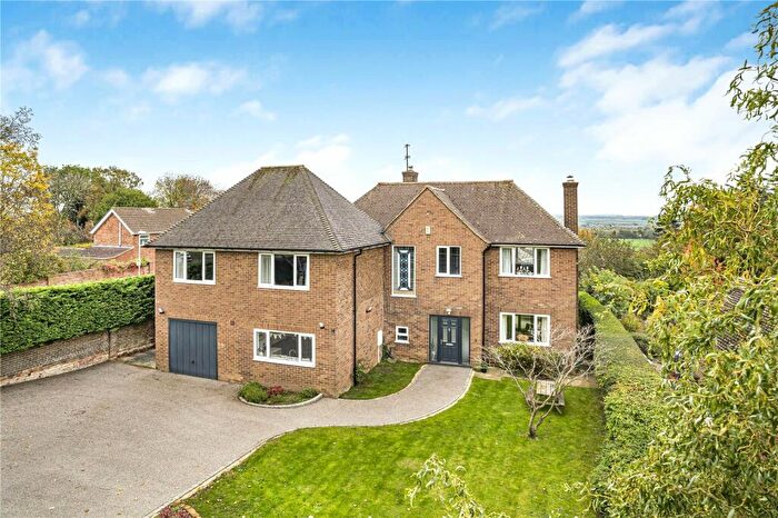 5 Bedroom Detached House For Sale In Earls Barton Road, Great Doddington, Wellingborough, NN29