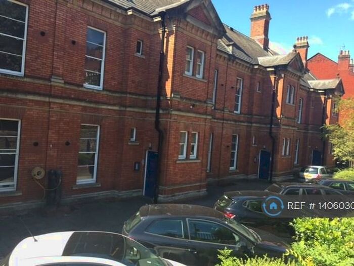 2 Bedroom Flat To Rent In Haberfield House, Bristol, BS8