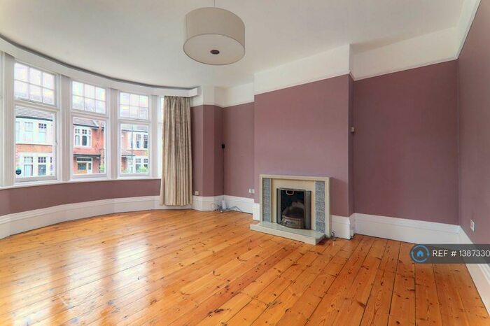 1 Bedroom Maisonette To Rent In Cranley Gardens, London, N13