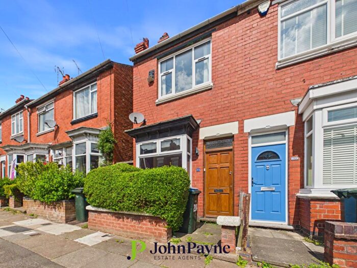 2 Bedroom End Of Terrace House To Rent In Sovereign Road, Earlsdon, Coventry, CV5