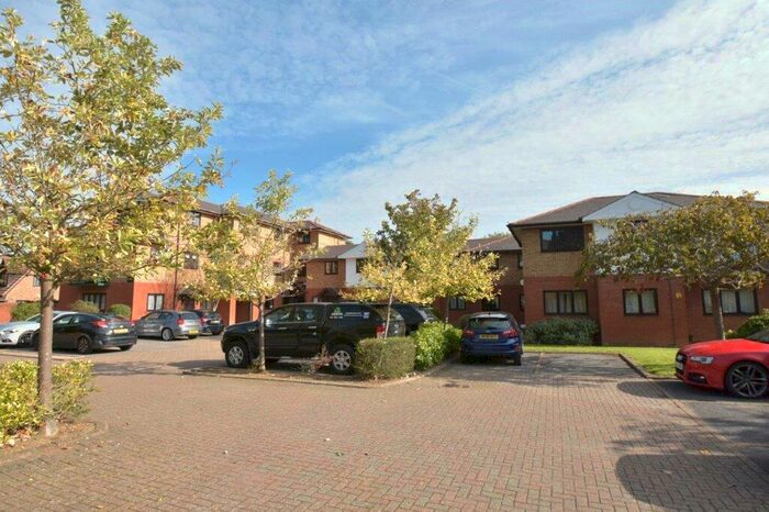 2 Bedroom Apartment To Rent In Sherbourne Court, Ludlow Road, Maidenhead, Berkshire, SL6
