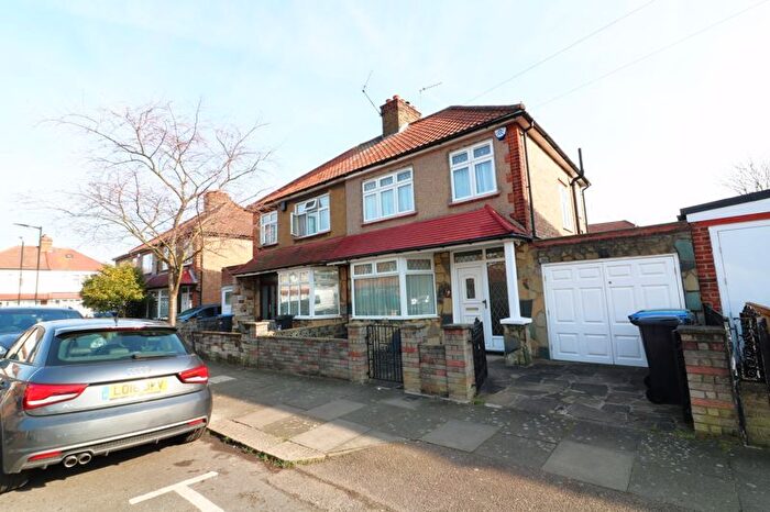 4 Bedroom Semi-Detached House To Rent In Ranworth Road, London, N9