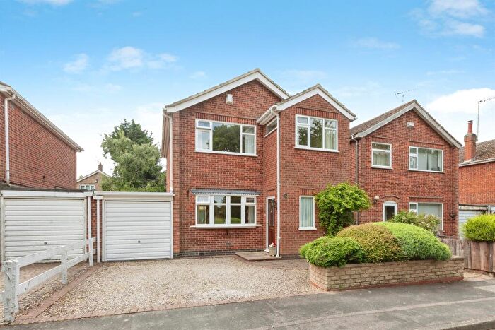 3 Bedroom Detached House For Sale In Chester Road, Blaby, Leicester, LE8