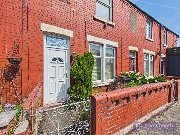 2 Bedroom Terraced House For Sale In Durley Road, FY1