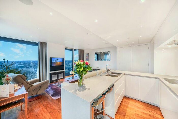 2 Bedroom Flat To Rent In The Heron, EC2Y