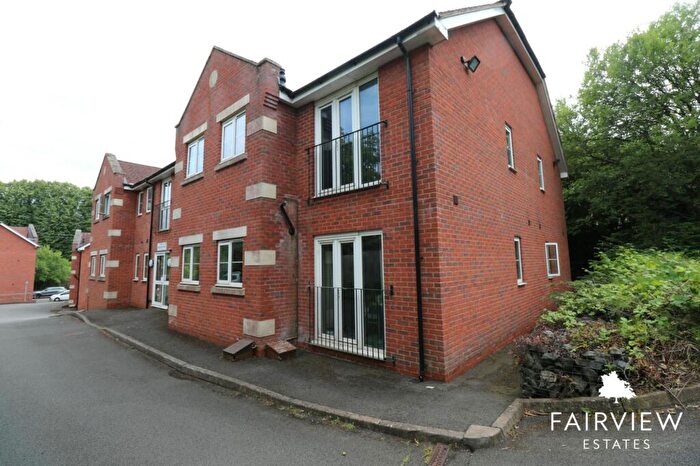 2 Bedroom Flat To Rent In Alcester Road, Finstall, B60