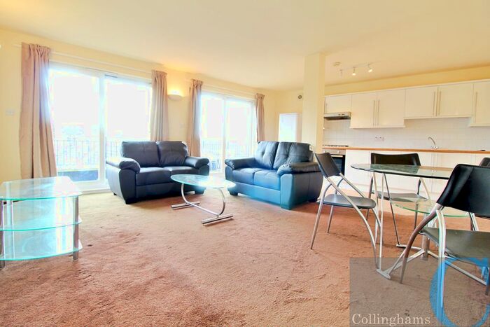 2 Bedroom Flat To Rent In East Hill, London, SW18