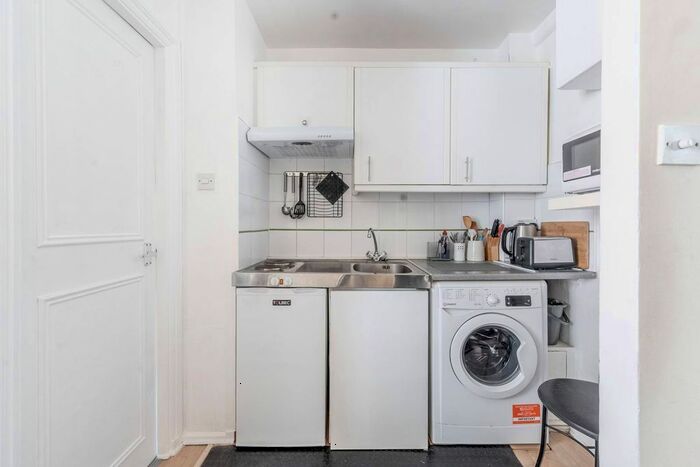 Studio To Rent In Sloane Avenue, Chelsea, London, SW3