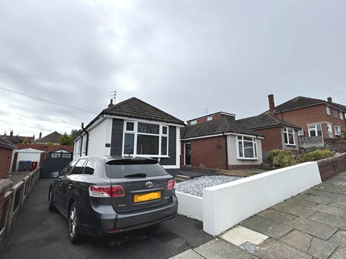 2 Bedroom Semi-Detached Bungalow For Sale In Ingleway Avenue, Blackpool, FY3