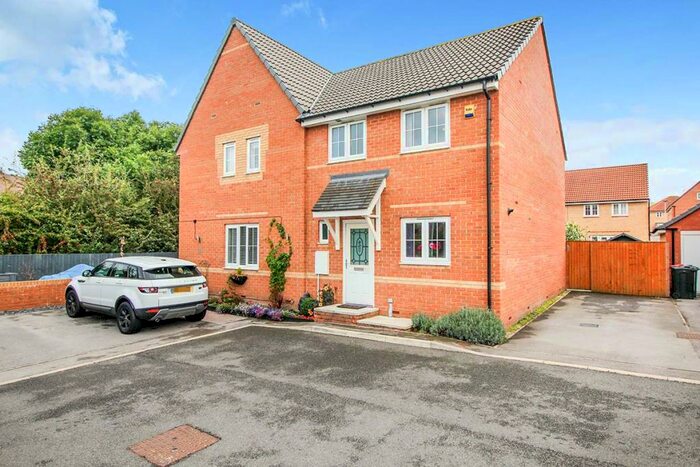 3 Bedroom Semi-Detached House To Rent In Brampton Bierlow, Rotherham, South Yorkshire, S63