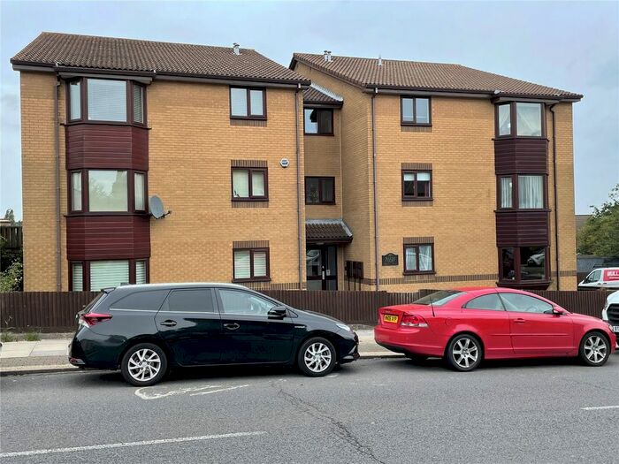 1 Bedroom Flat To Rent In Oakleigh Road North, London, N20