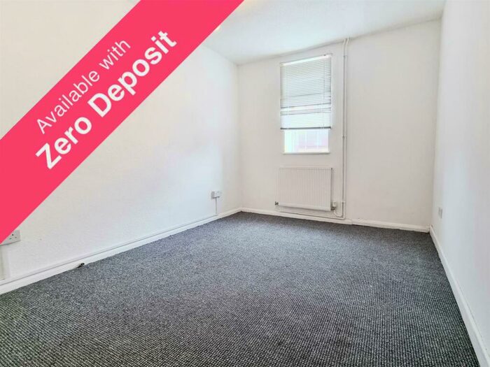 5 Bedroom Terraced House To Rent In Forge Lane, Gillingham, ME7