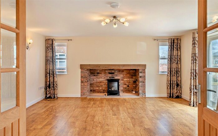 4 Bedroom Semi-Detached House To Rent In Clotton, Tarporley, Cheshire, CW6