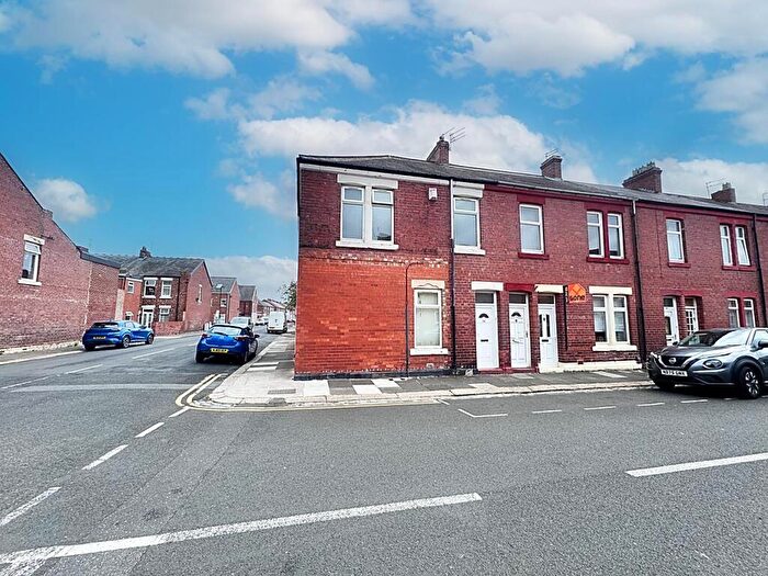 2 Bedroom Apartment For Sale In Northumberland Street, Wallsend, NE28