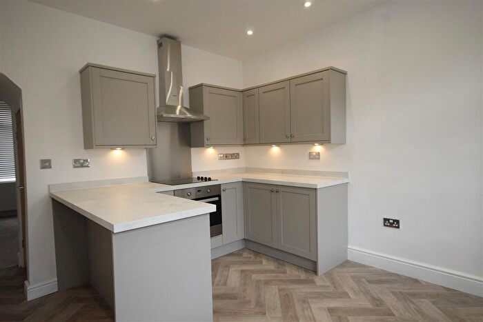 2 Bedroom Terraced House To Rent In Dixon Street, Featherstone, Pontefract, WF7