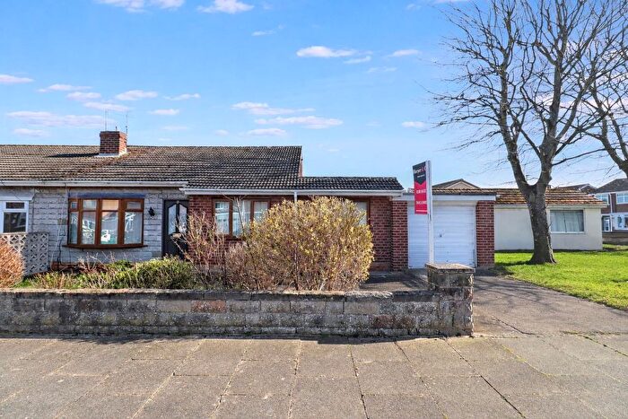 3 Bedroom Semi-detached Bungalow For Sale In Picton Crescent, Thornaby, Stockton-On-Tees, TS17