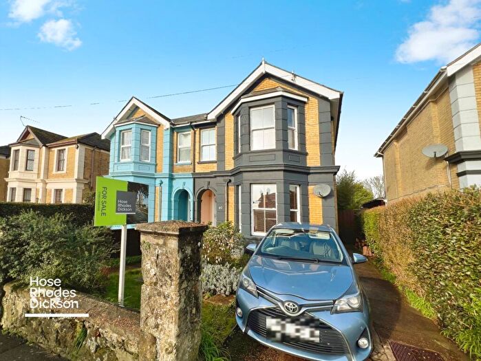 3 Bedroom Semi-Detached House For Sale In Wilton Park Road, Shanklin, Isle Of Wight, PO37