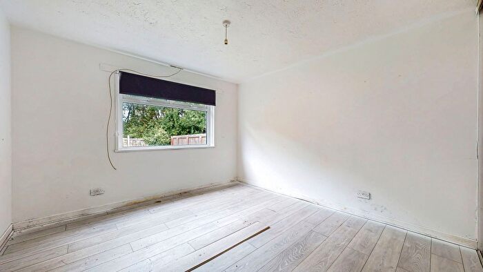 2 Bedroom Bungalow For Sale In Foxglove Place, Glasgow, G53