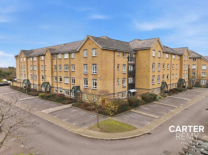 2 Bedroom Apartment For Sale In Southwell Close, Grays, RM16