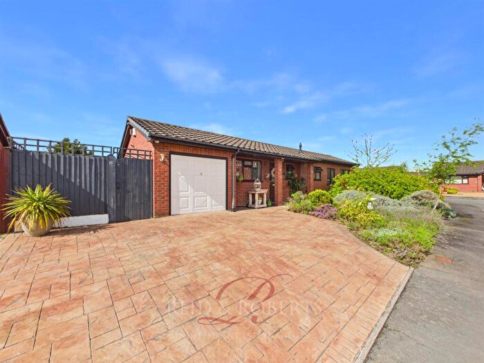 3 Bedroom Detached Bungalow For Sale In Overleigh Drive, Wrexham, LL13
