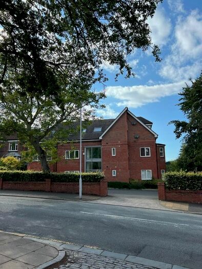 2 Bedroom Flat To Rent In A Gerald Road, Oxton, CH43