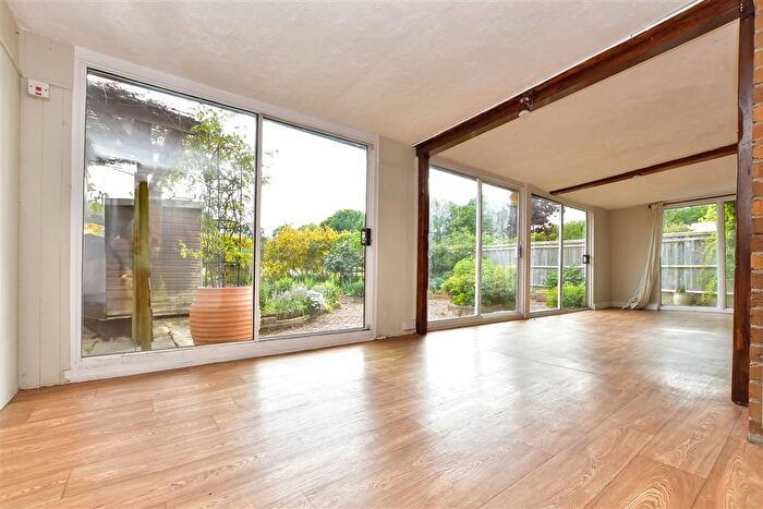 3 Bedroom Semi-Detached House For Sale In Brookside, Beare Green, Dorking, Surrey, RH5