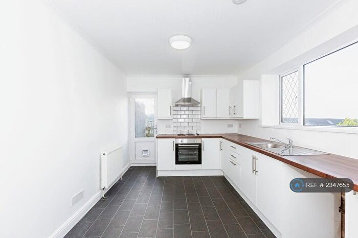 3 Bedroom Terraced House To Rent In Norfolk Street, Swansea, SA1