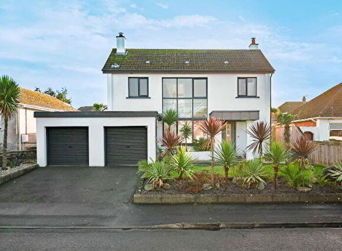 4 Bedroom Detached House For Sale In Towerview Crescent, Bangor, BT19