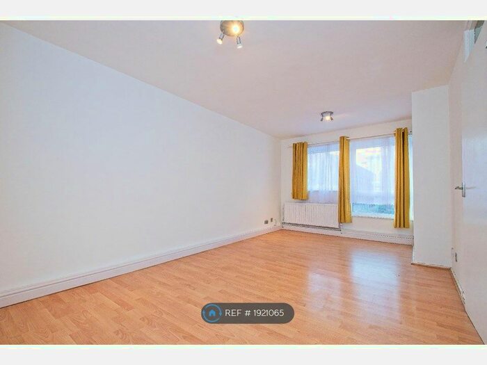 1 Bedroom Flat To Rent In London, London, SE15