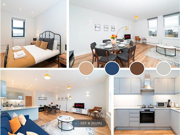 2 Bedroom Flat To Rent In High Street Mews, London, SW19