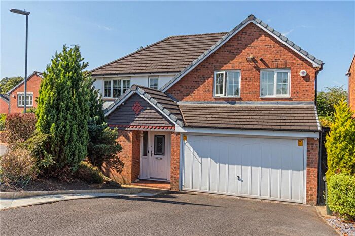 4 Bedroom Detached House For Sale In Crompton Avenue, Rochdale, Greater Manchester, OL16