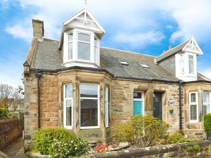 3 Bedroom Semi-Detached House For Sale In Munro Street, Kirkcaldy, KY1