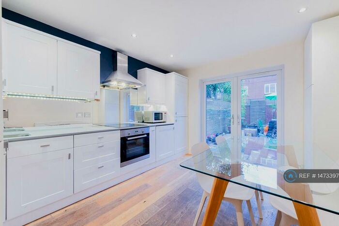 4 Bedroom Terraced House To Rent In Woods Road, London, SE15