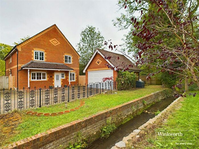4 Bedroom Detached House For Sale In New Mill, Station Road, Theale, Reading, RG7