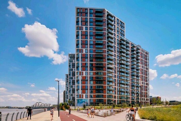 3 Bedroom Flat To Rent In Norton House, Royal Arsenal Riverside, Woolwich, SE18