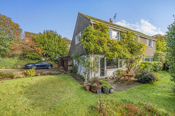 3 Bedroom Detached House For Sale In Fyning Lane, Rogate, GU31