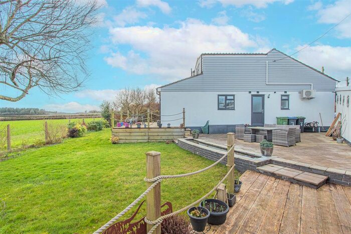 4 Bedroom Semi-Detached House For Sale In Butts Close, Biddestone, Chippenham, SN14