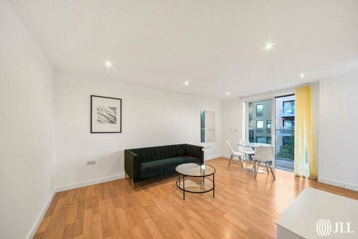 1 Bedroom Apartment To Rent In Riverside Apartments, London, N4