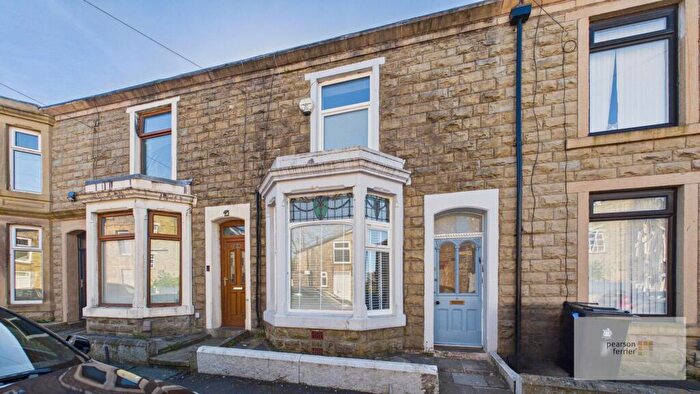 2 Bedroom Terraced House For Sale In New Street, Haslingden, Rossendale, BB4