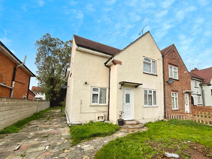 4 Bedroom End Terrace House To Rent In Wheatley Crescent, Hayes, UB3