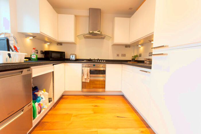4 Bedroom House To Rent In Rotherhithe, Surrey Quays, London, Greater London, SE16