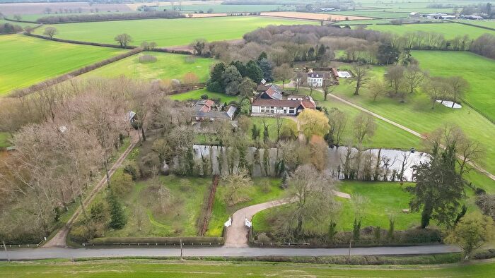 5 Bedroom Barn Conversion For Sale In Topcroft Street, Bungay, NR35
