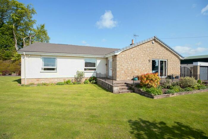 4 Bedroom Detached Bungalow For Sale In Rait Road, Perthshire, PH2
