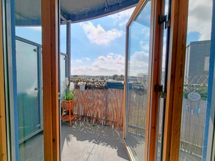 2 Bedroom Apartment To Rent In Round House, Rapier Street, IP2